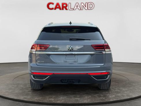 Used 2020 Volkswagen Atlas Cross Sport SEL FWD image 4