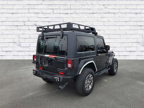Used 2016 Jeep Wrangler Rubicon w/ Power Convenience Group image 2