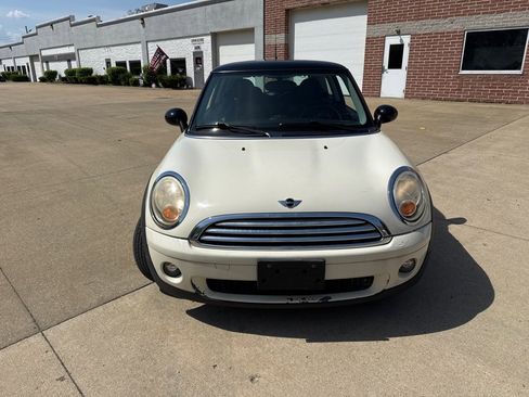 Used 2007 MINI Cooper Hardtop FWD image 2