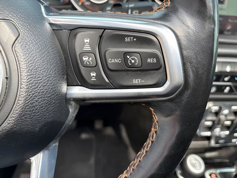 Used 2021 Jeep Wrangler Unlimited Sahara AWD/4WD image 36
