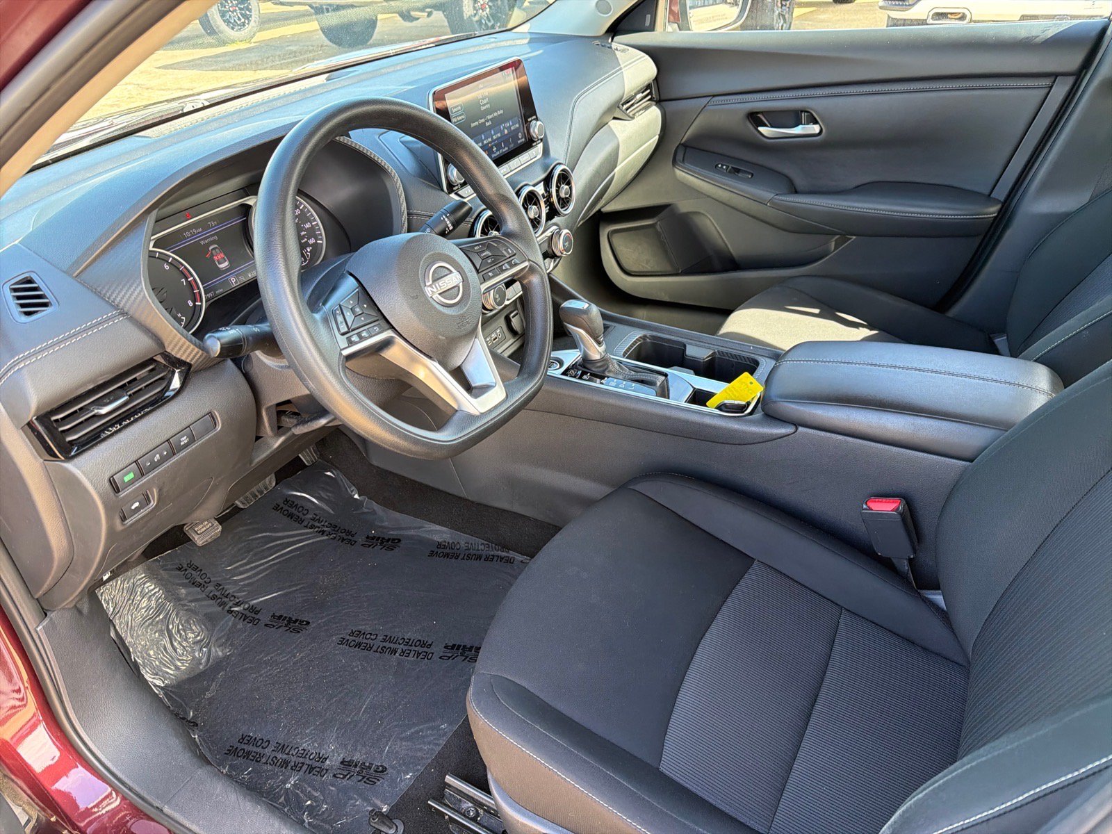 Used 2025 Nissan Sentra SV FWD image 10