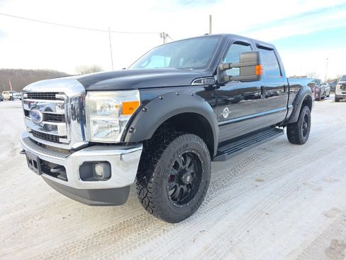 Used 2016 Ford F350 Lariat w/ Lariat Ultimate Package image 3
