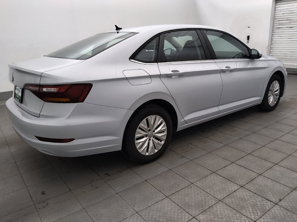 Used 2019 Volkswagen Jetta R-Line FWD image 10