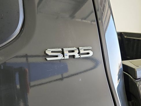 Used 2024 Toyota Tacoma SR5 AWD/4WD image 6