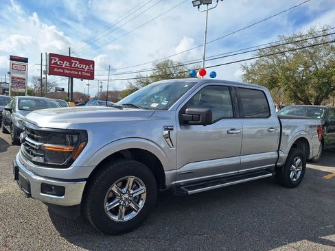 Used 2024 Ford F150 XLT w/ Mobile Office Package image 9