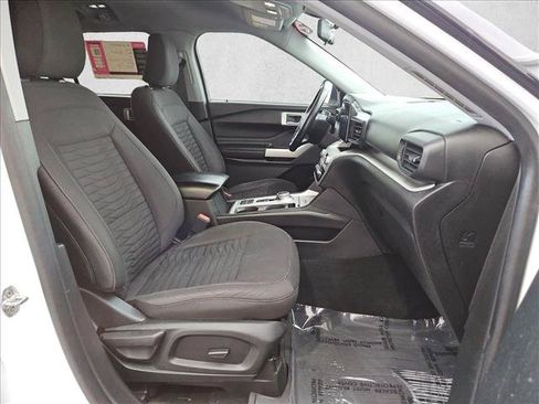 Used 2021 Ford Explorer XLT RWD image 21