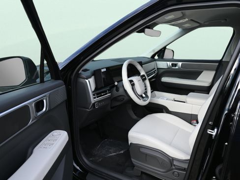 New 2026 Hyundai Santa Fe SE FWD image 10