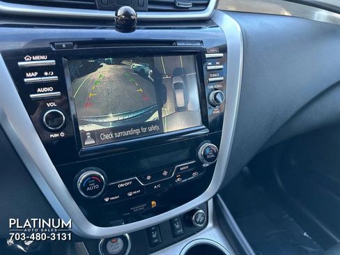 Used 2017 Nissan Murano SL image 10