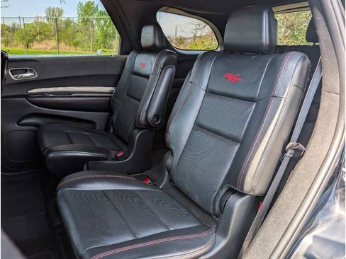 Used 2017 Dodge Durango R/T w/ Technology Group AWD/4WD image 14
