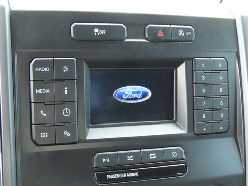 Used 2018 Ford F150 XLT RWD image 25