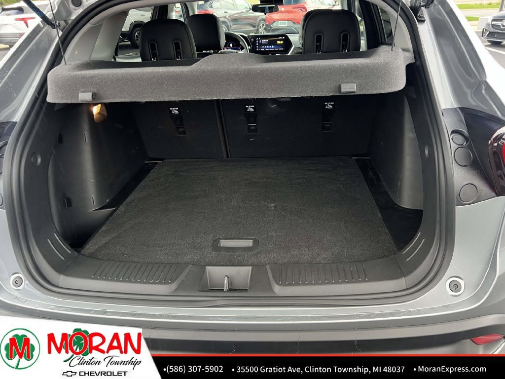 Certified 2024 Chevrolet Trax LT w/ Sunroof Package FWD image 13