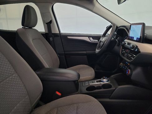 Used 2021 Ford Escape SE FWD image 21