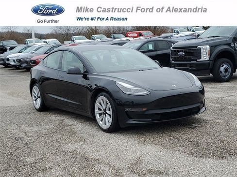 Used 2021 Tesla Model 3 Long Range image 1