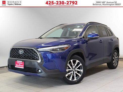 Certified 2024 Toyota Corolla Cross XLE w/ Convenience Package AWD/4WD image 1