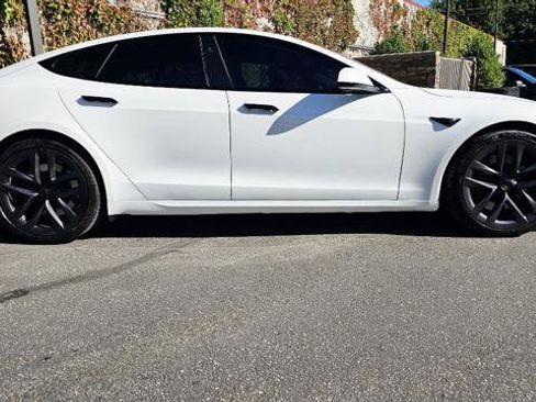 Used 2021 Tesla Model S Plaid AWD/4WD image 4