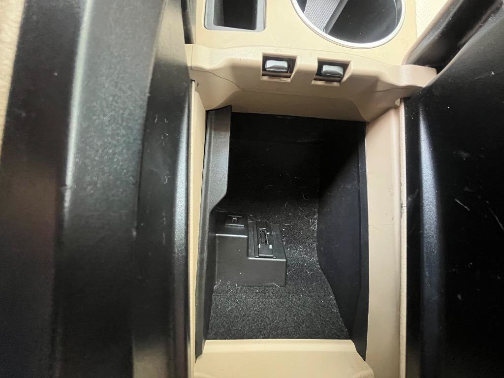 Used 2012 Mercedes-Benz C 300 4MATIC Sedan image 28