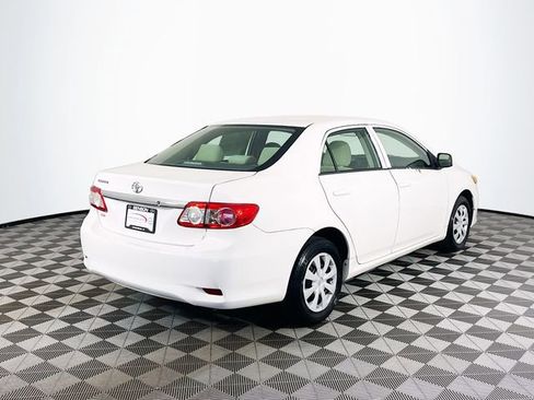 Used 2012 Toyota Corolla L FWD image 8
