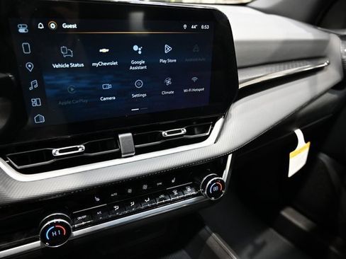 New 2026 Chevrolet Equinox LT w/ Convenience Package II image 14