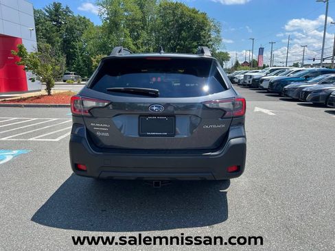Used 2024 Subaru Outback Premium AWD/4WD image 6