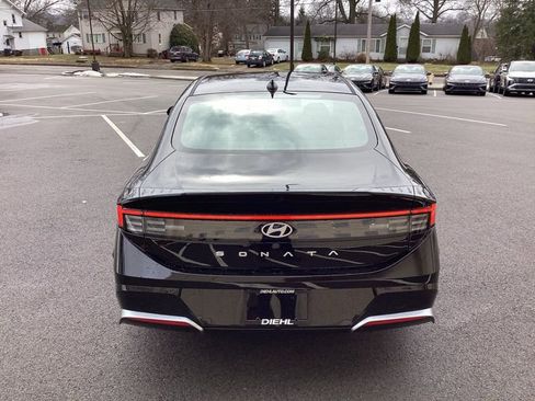 New 2026 Hyundai Sonata SEL FWD image 7