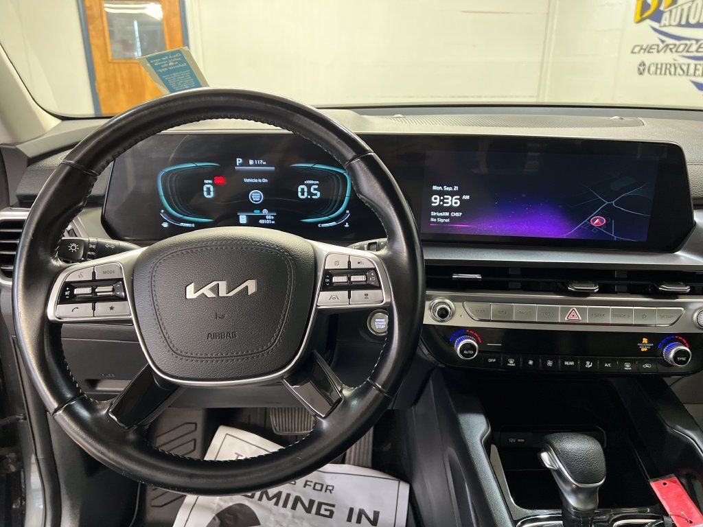 Used 2023 Kia Telluride LX AWD/4WD image 18