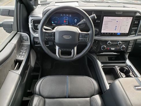 Used 2025 Ford F350 Platinum AWD/4WD image 18