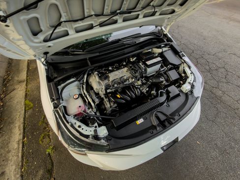 Used 2021 Toyota Corolla LE FWD image 59