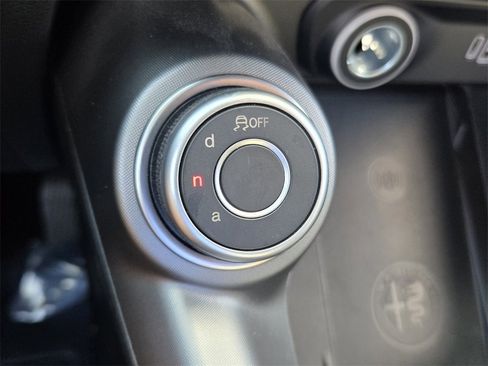 Used 2024 Alfa Romeo Tonale Ti image 23