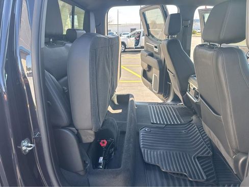 Used 2022 Chevrolet Silverado 1500 LTZ w/ Technology Package AWD/4WD image 31