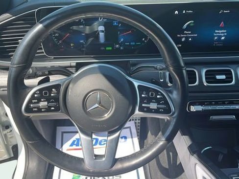 Used 2022 Mercedes-Benz GLS 450 4MATIC image 31