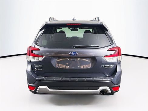 Used 2020 Subaru Forester Touring AWD/4WD image 10