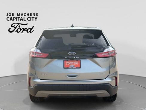 Used 2024 Ford Edge SEL w/ Convenience Package AWD/4WD image 6