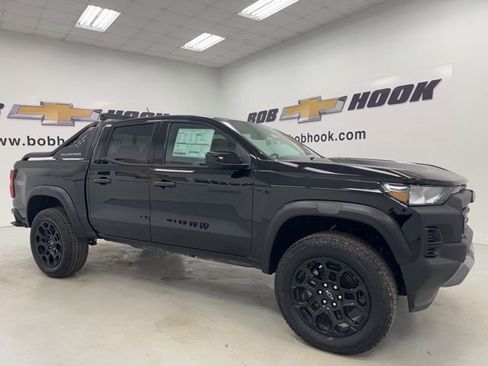 New 2026 Chevrolet Colorado Trail Boss w/ Midnight Edition image 3