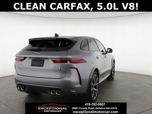 Used 2022 Jaguar F-PACE SVR image 17
