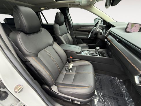 Certified 2025 MAZDA CX-50 2.5 Hybrid w/ Premium Plus Pkg image 19