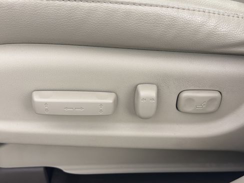 Used 2017 Acura RDX AWD w/ Advance Package image 19