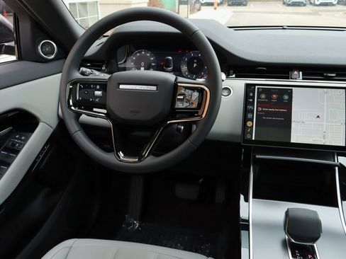 Used 2026 Land Rover Range Rover Evoque S image 16