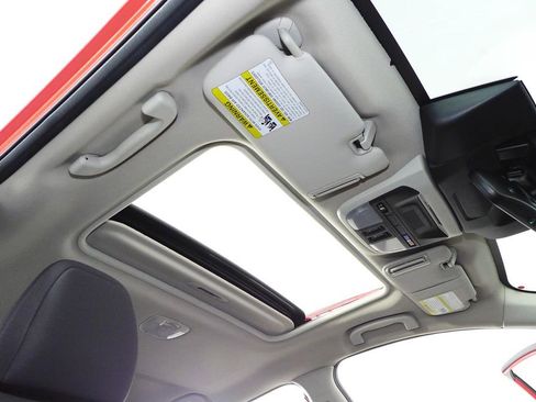 Certified 2025 Subaru Crosstrek 2.0i Premium image 18