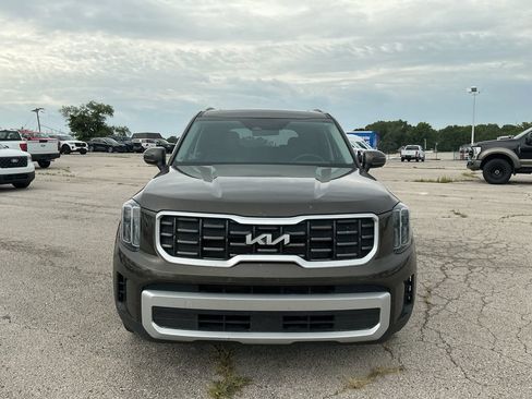 Used 2025 Kia Telluride S AWD/4WD image 9