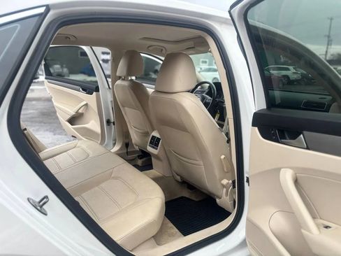 Used 2014 Volkswagen Passat TDI SE image 14