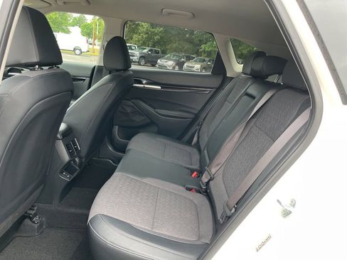 Used 2024 Kia Seltos X-Line AWD/4WD image 24