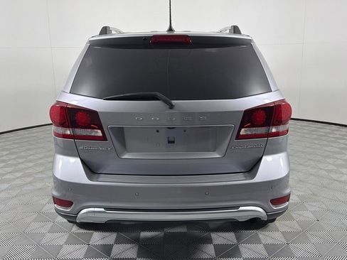 Used 2020 Dodge Journey Crossroad w/ Popular Equipment Group FWD image 6