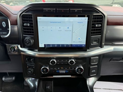 Used 2021 Ford F150 Lariat AWD/4WD image 12