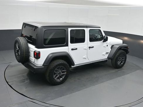 New 2026 Jeep Wrangler Unlimited Sport w/ Convenience Group AWD/4WD image 31