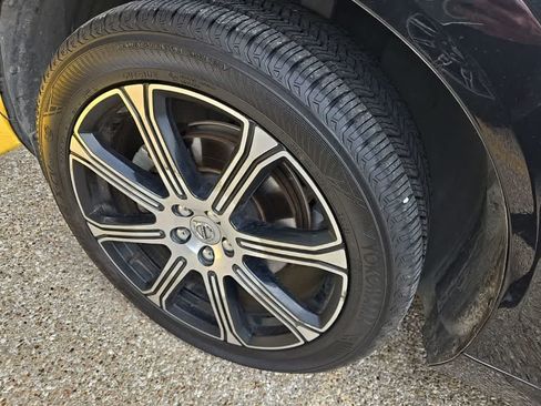Used 2019 Volvo XC60 T5 Inscription w/ Protection Package FWD image 7