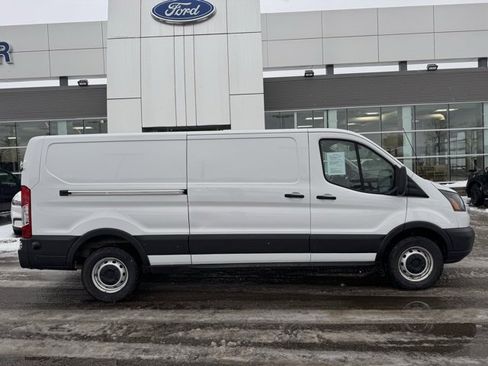 Used 2019 Ford Transit 250 148 Low Roof image 23