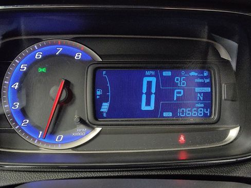 Used 2016 Chevrolet Trax LT w/ LT Convenience Package FWD image 23