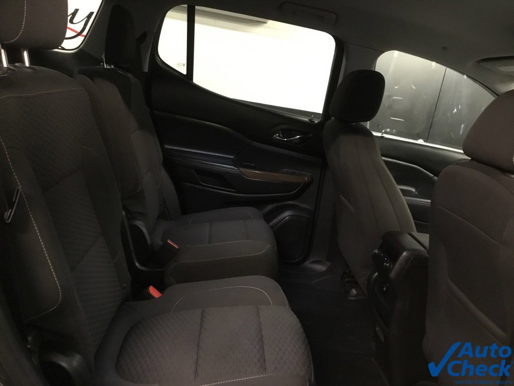 Used 2018 GMC Acadia SLE w/ LPO, Floor Liner Package AWD/4WD image 31