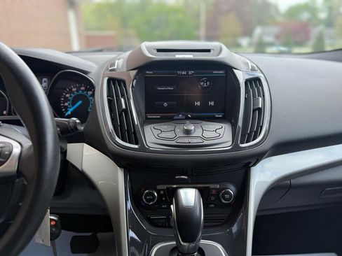 Used 2013 Ford Escape SEL image 25