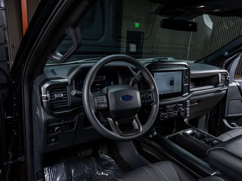 Used 2025 Ford F150 STX w/ Equipment Group 200A image 16